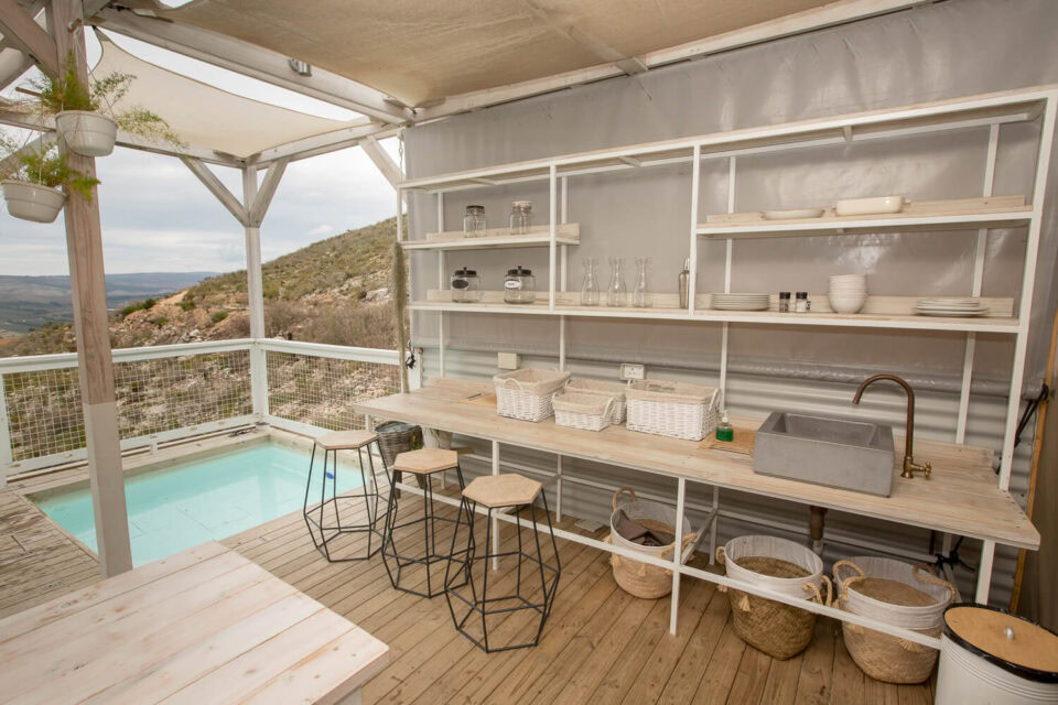 Daddy's Hideaway: outdoor kitchen shelving and bar stools beside the plunge pool, Old Mac Daddy, Elgin Valley